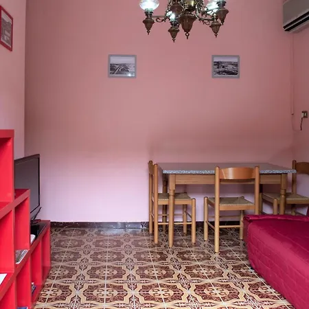 Appartamento Con Cortile E Terrazza Sud Sardegna *