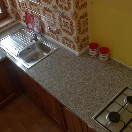 Appartamento Con Cortile E Terrazza Sud Sardegna Carbonia